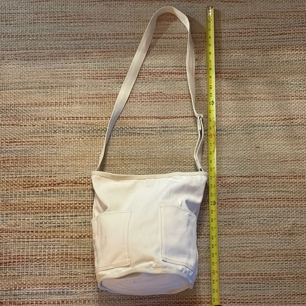 EVERLANE LANTERN BAG in canvas